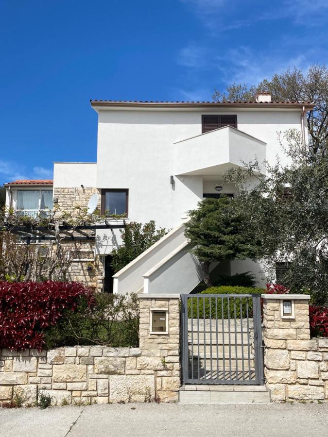 PUY Apartments Lodra מראה חיצוני תמונה