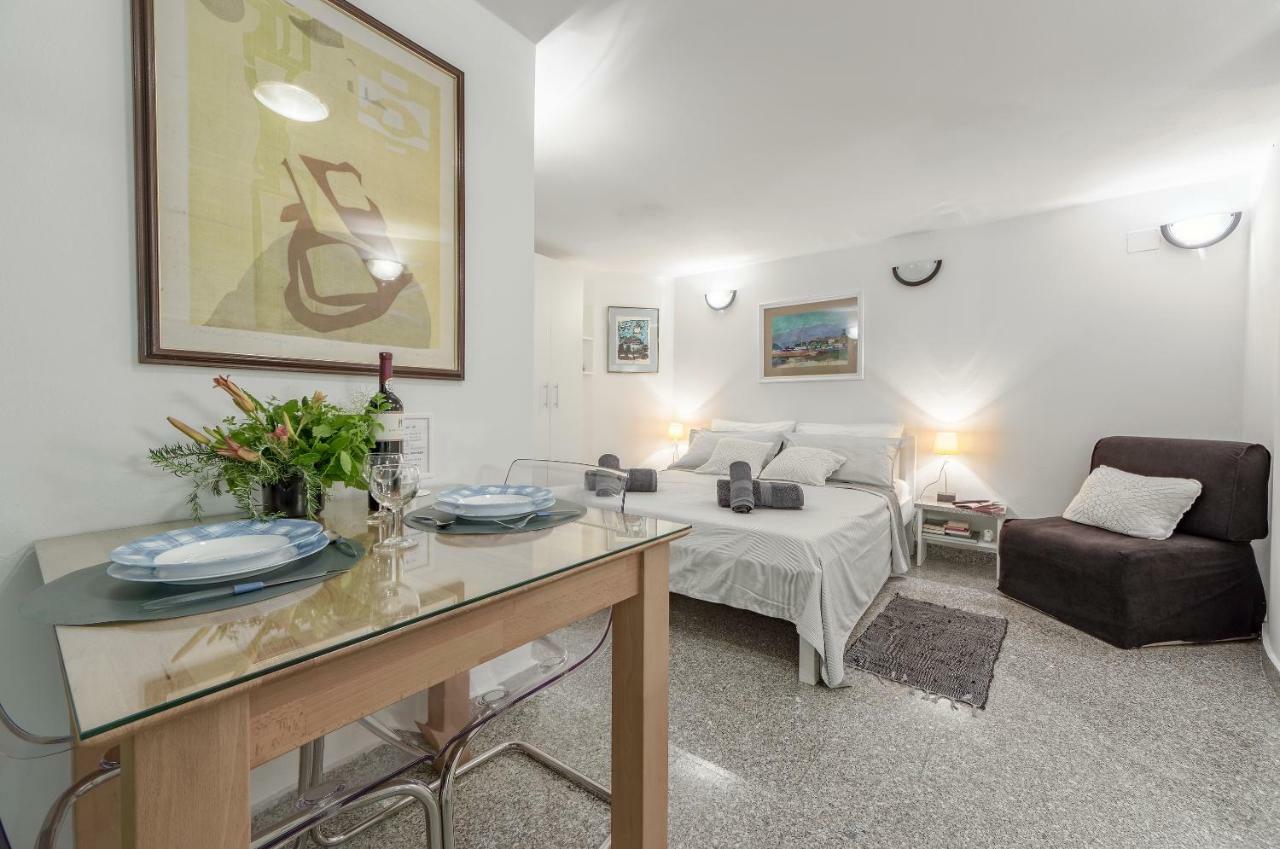 PUY Apartments Lodra מראה חיצוני תמונה
